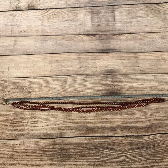 Maroon Pearl Necklace and Bracelet Set! 🐚 - Picture 7 of 8